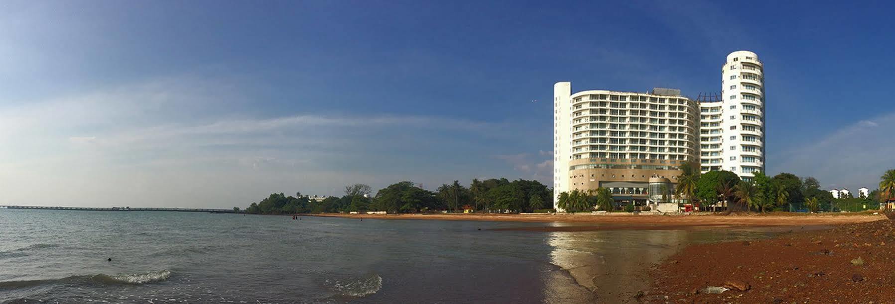 Hotel Legacy Port Dickson Extérieur photo